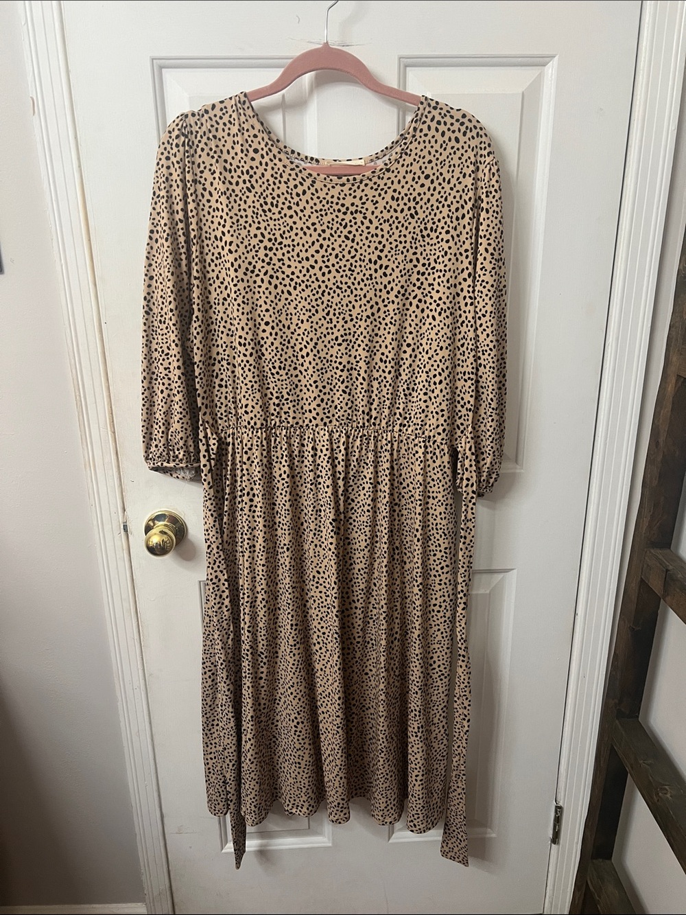 Women's Beige Animal Print Midi Dress